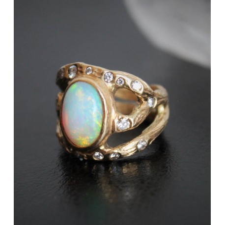 Bague Or Jaune 18 Carats Avec Opale Naturelle Et Diamants - 2.88 Ct - Taille 53 - Neuf étiqueté