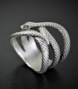 Bague " Ophidia"